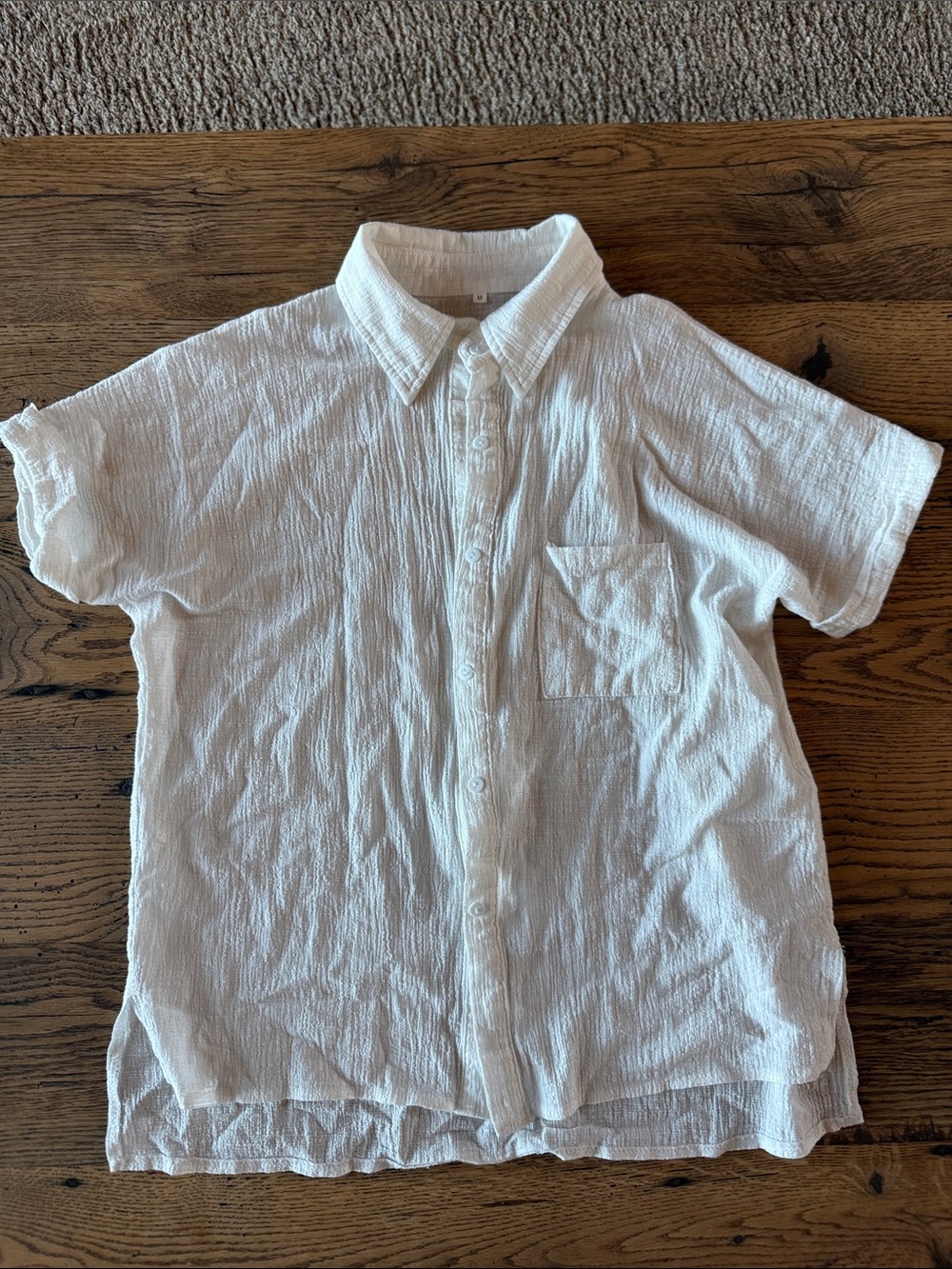 Women’s White Short-Sleeve Button-Up Blouse
